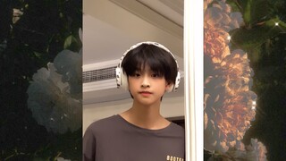 ช่วงนี้พี่ชายผมมีเรื่องเครียดๆ นิดหน่อย จะพยายามลงวิดีโอของเขาให้น้อยลงในอนาคต