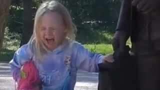 【贱人TV】恶搞路人