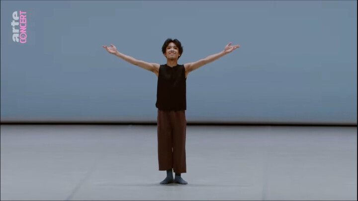 【Lausanne 2025】อันดับที่ 3 423 YASUUMI Shinnosuke Modern Dance Works Groovin'