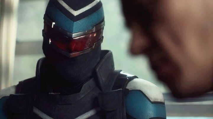 “This volunteer cop is such a cool guy!”