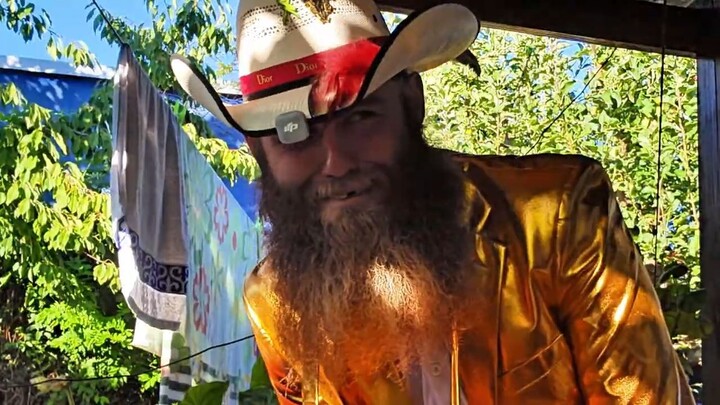 COWBOY UNBOXING MY DREAM 4-YEAR GOLDEN SUIT & GLOW IN THE DARK SUIT