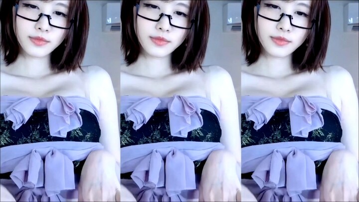 A snow-white little fairy performing a three-strike dance—can't fall asleep after watching it [8K Ul