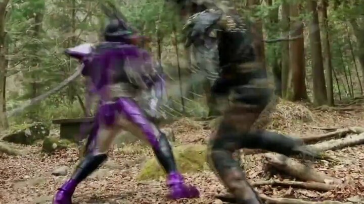 Tên bạn là Crazy Mita. Hôm nay, một anh chàng xui xẻo khác đã đến và anh ta đặc biệt thích chơi với 