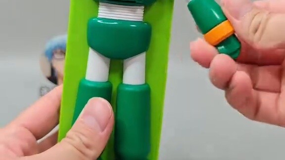 【Purple Feather】Crayon Shin-chan Kangdam Robot Transformed Chocobi Blind Box