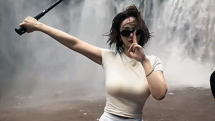 【I’m Carl罒】 Video is loading—hurry and claim your surprise!