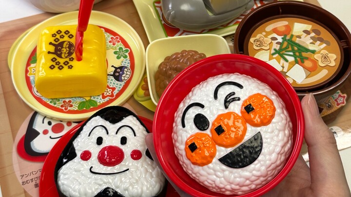 It’s a lunch with an Anpanman theme—want to eat it with me?
