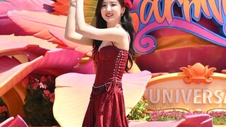 Mao Xiaotong 丨 Tarian panas di Beijing Universal Studios