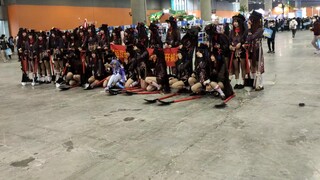 Pertunjukan itu telah mengejutkan tentara tuan aula, atau akan menjadi tujuh atau tujuh. . . .