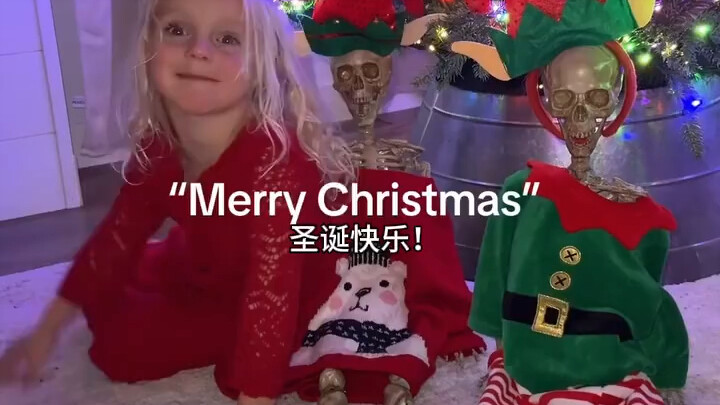 Who would have thought a human baby’s best buddy would be a skeleton? 🤣 A golden-haired little cutie