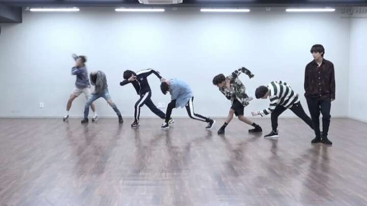 BTS - Fake Love dance practice(練習室版） 中韓字翻譯