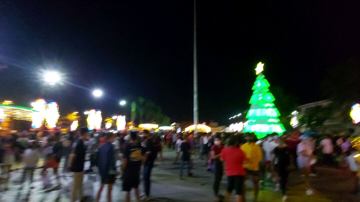 Paskuhan sa Plaza