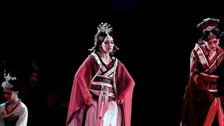Everyone only noticed her strong technical skills, but forgot that her body movements were also at t