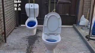 Toilet Crash Contest
