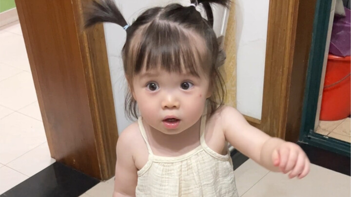 Những em bé hạnh phúc