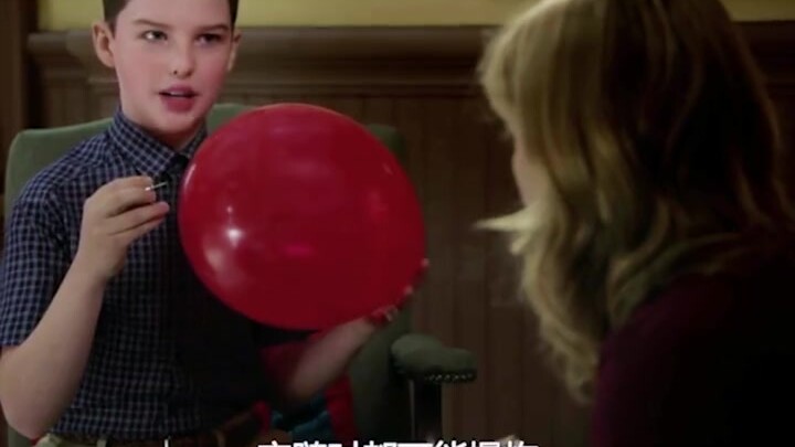 شيلدون يبذل كل جهده لإغضاب بيغي — تقريري عن المشاهدة: مسرح الجلوس في المنزل