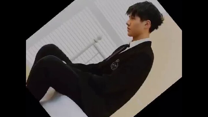 Liu Hao Ran - Talking to the Moon