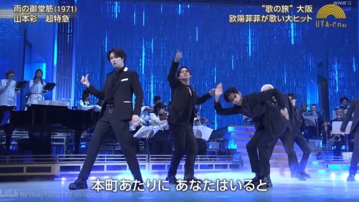 Let's discuss what kind of dance the door handles are doing in this chaotic scene