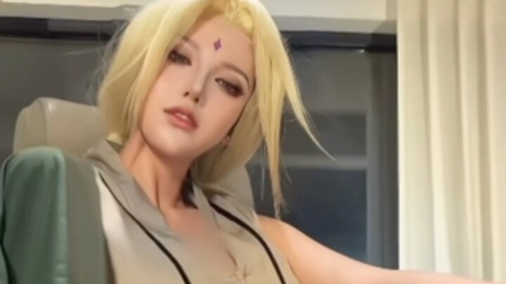 Tsunade Cosplay 🤪 !!