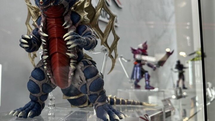 SHFiguarts Tampilan Oubmons Raja Binatang Fusion Terkuat (BANDAI)