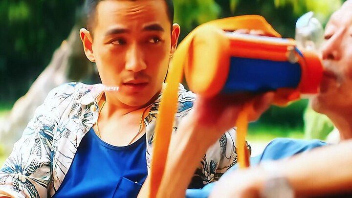 Trước cái chết của tình địch, rốt cuộc đàn ông có ra tay giúp một tay không!