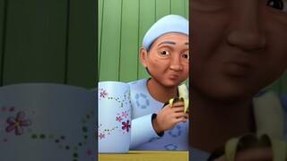 BERTUAH PUNYA BUDAK MALAM2 MELOMPAT #upinipin #opah #lawak #comedy #shorts #foryou