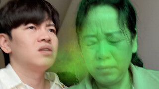 对母亲发起气味攻击