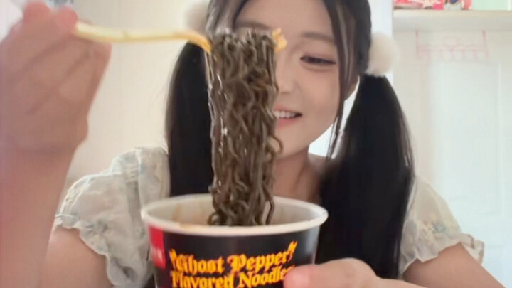 Mì ớt ma!