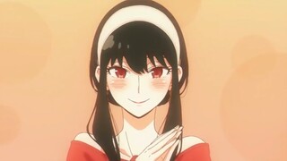 I thought that white hair and red eyes were the perfect match in the world, but I didn't expect blac
