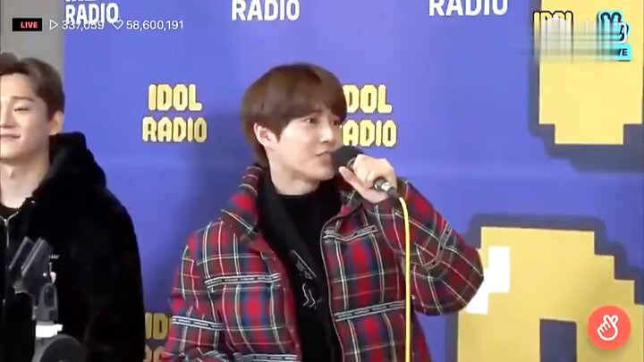 【EXO】Kim Junmyeon, Kim Jongdae hát acapella bài Love Shot, chắc hẳn là đã nghe cả tá đĩa CD rồi đây!