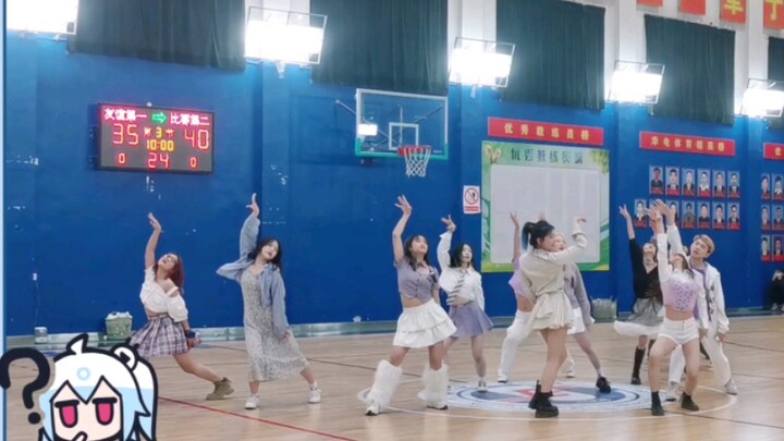 华电篮球赛中场舞蹈