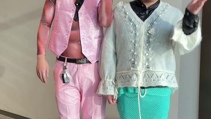 Friends really know how to style!