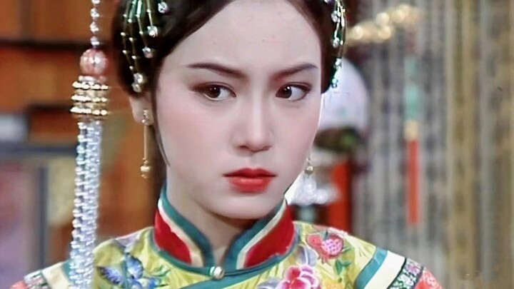 أليس كذلك؟ يا صاحبة الجلالة الإمبراطورة، هل كان شكلك في شبابك هكذا؟ وما علاقة ذلك بملابسك؟ لو أن الإ