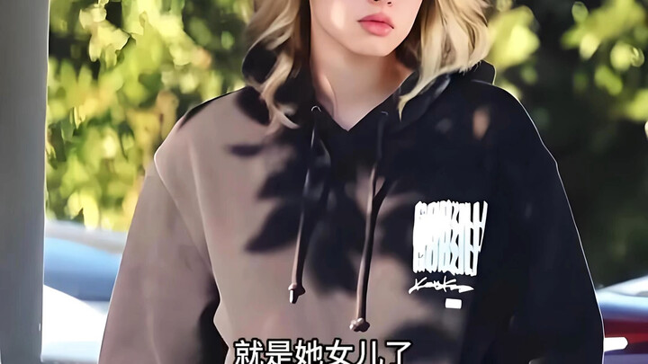 Ngay cả con gái của những mỹ nhân hàng đầu thế giới cũng chưa chắc được thừa hưởng nhan sắc đỉnh cao