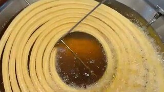 I don't know if it tastes good, but it's fried well.