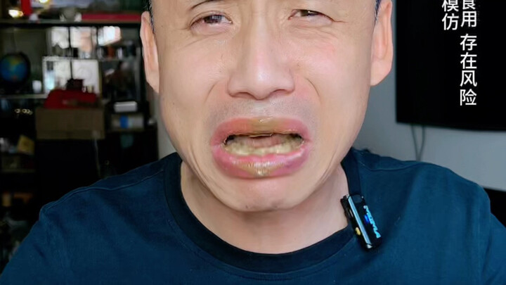 Challenge: Eat a bottle of sesame paste without drinking water
