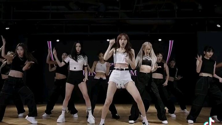 🖤BLΛƆKPIИK💗  pink venom 💕 jisoo💓Lisa💓rose💓Jennie💓