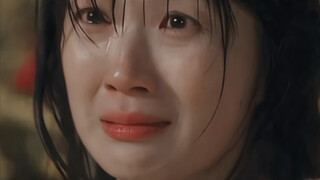 少年不懂为什么最爱的女孩看向他的眼睛总含悲伤