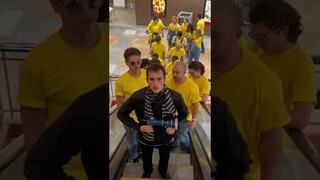 30 Tickets to Minions Rise of Gru please #shorts #minions #yeat #gru