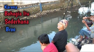 Asyiknya Mancing Ikan Betrik Dirusuhin Bocil, Strike Bertubi-tubi Bikin Happy