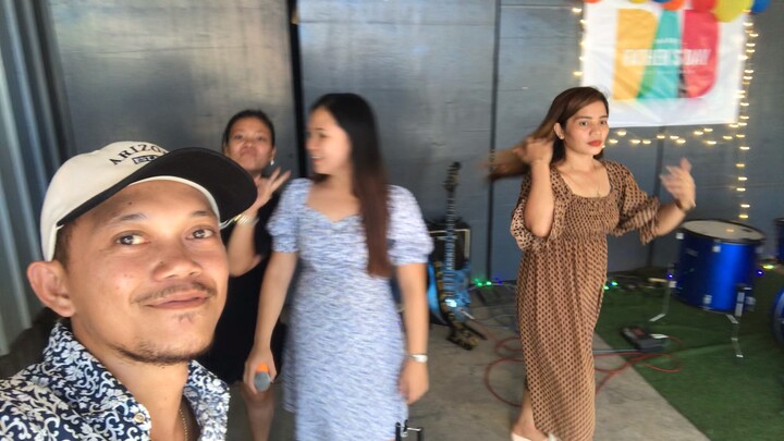 Dahunog after church service