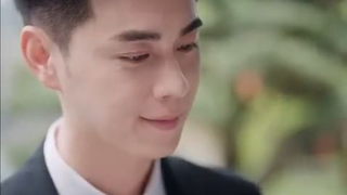 Aku tak sengaja menikahi bos mafia terkenal, tapi setelah menikah dia memanjakanku