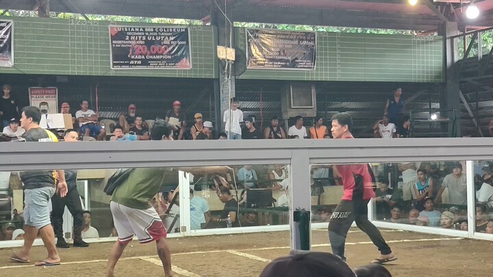 sweaterRoundhead win @Luisiana