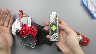 Domestic Kamen Rider W belt linkage transformation is not difficult but easy to overturn