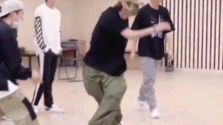 【คิมแทฮยอง】บ้าอีกแล้ว ฮ่าๆๆๆๆ พวกคุณนี่คือซูเปอร์สตาร์ตัวจริงเลยนะ!