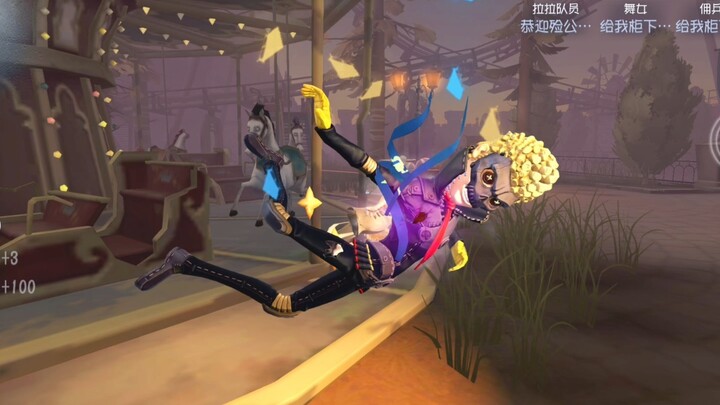 Tiền đạo晚辈_có thể mượn chiếc băng tay của tiền bối được không?—Đoán trước? Tất nhiên rồi!