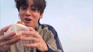 ⊹ ࣪ ˖jungkook live video ๋࣭ ⭑