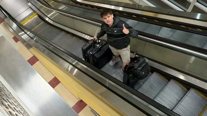 TRAVEL  ✈️