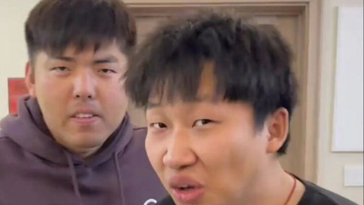 Baru aja dapet kartu pengalaman jadi bos kaya, hasilnya benar-benar bikin takjub—bahkan ibuku nggak 