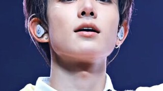Heeseung Focus