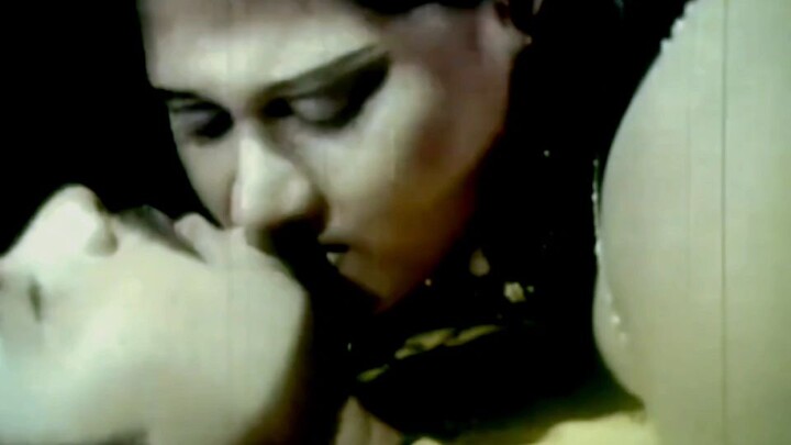 moyuri &ALEKJANDAR hot bangla movie song